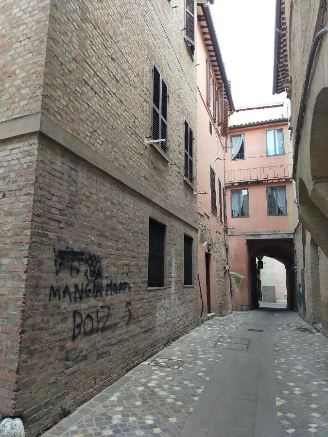 Hotel Traivicolidifoligno Extérieur photo